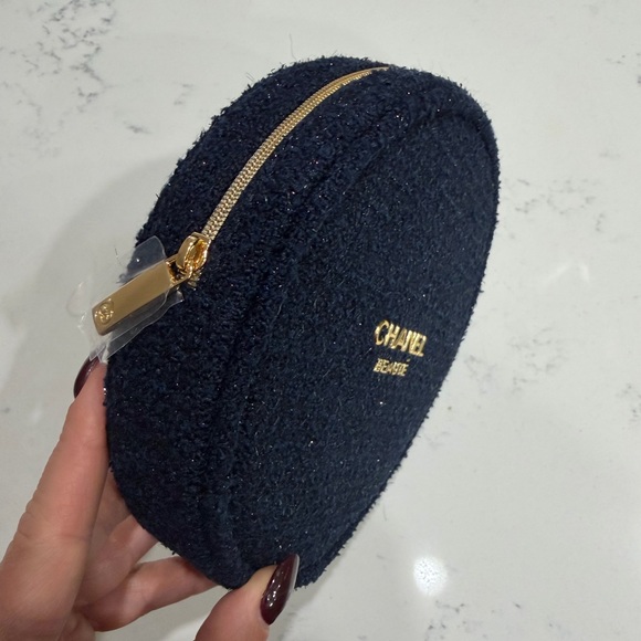 Chanel Beauté cosmetic pouch navy blue - Picture 2 of 5
